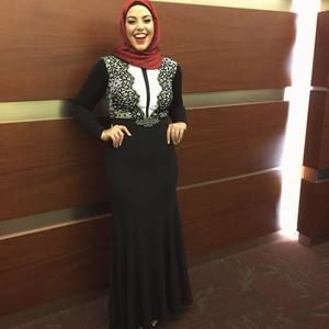 Meet your Posher, Suzanne